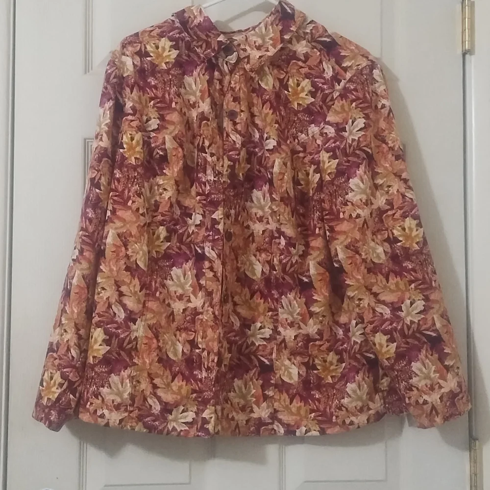 Autumn Leaf Patterned Button-Up Shirt - Picture 2 of 4